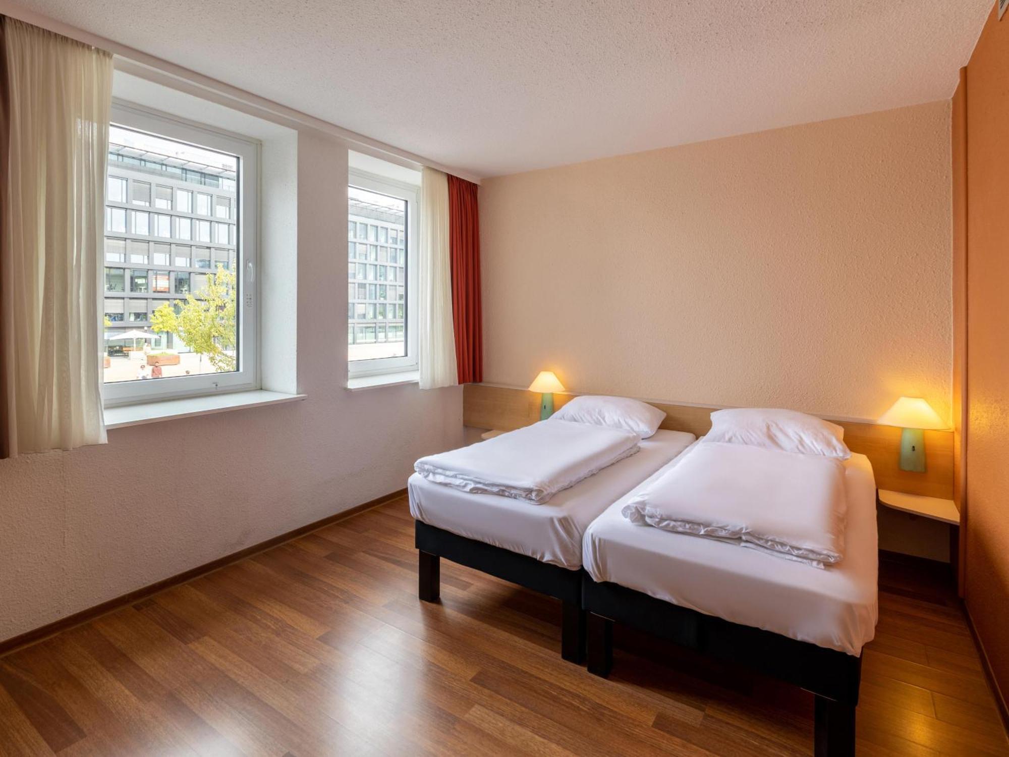 B&B Hotel Duisburg Hbf-Nord מראה חיצוני תמונה